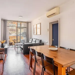  Apartment Next To Sagrada Familia 4-bedroom